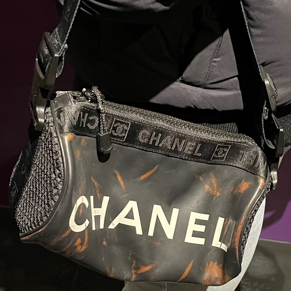 Chanel Small Duffle Bag - Picture 6 of 8